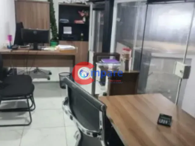 Galpão / Barracão com 400m², à venda, no bairro Jardim Santa Francisca em Guarulhos