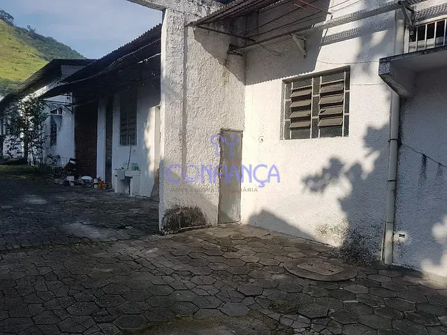 Galpão / Barracão com 1735m², para alugar, no bairro Santíssimo em Rio de Janeiro