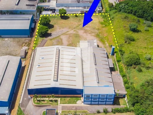 Galpão / Barracão com 12000m², para alugar, no bairro Distrito Industrial Alfredo Relo em Itatiba