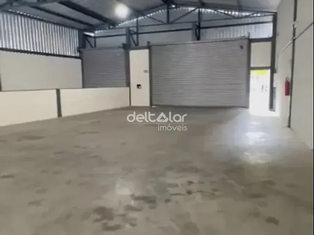 Galpão / Barracão com 493m², para alugar, no bairro São João Batista (Venda Nova) em Belo Horizonte
