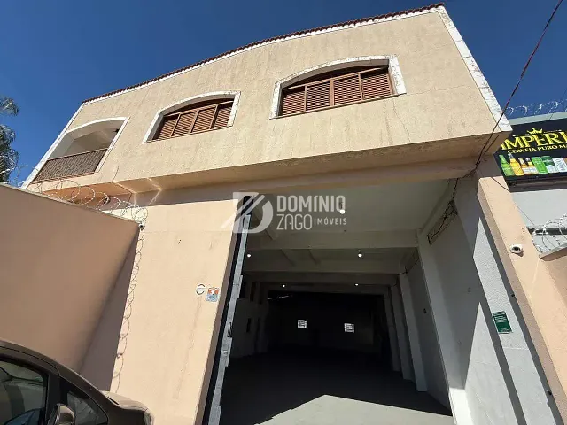 Galpão / Barracão com 420m², à venda ou para alugar, no bairro Parque das Américas em Uberaba