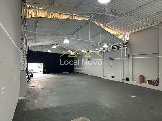 Galpão / Barracão para alugar, no bairro Vila Hulda em Guarulhos