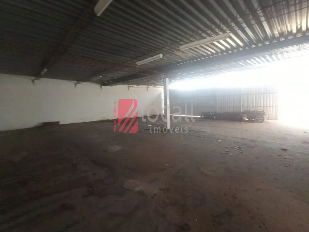 Galpão / Depósito / Armazém  à venda e aluguel, 3000m² — foto 28 de 42