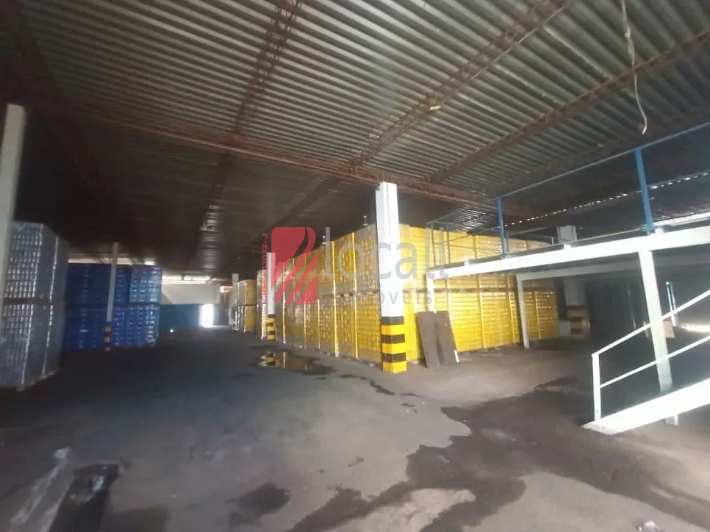 Galpão / Depósito / Armazém  à venda e aluguel, 3000m² — foto 32 de 42