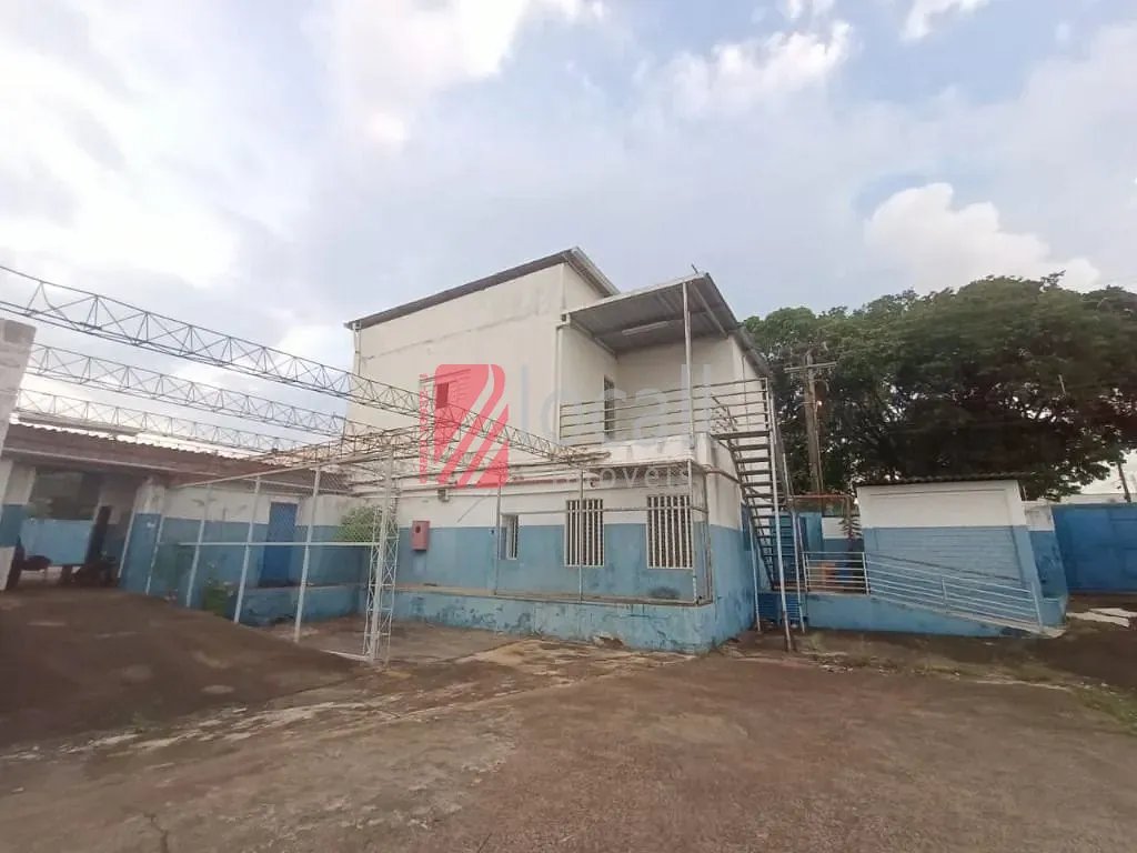 Galpão / Depósito / Armazém  à venda e aluguel, 3000m² — foto 3 de 42