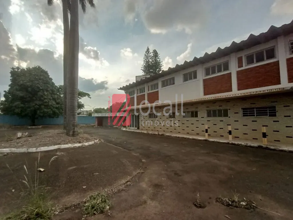 Galpão / Depósito / Armazém  à venda e aluguel, 3000m² — foto 12 de 42