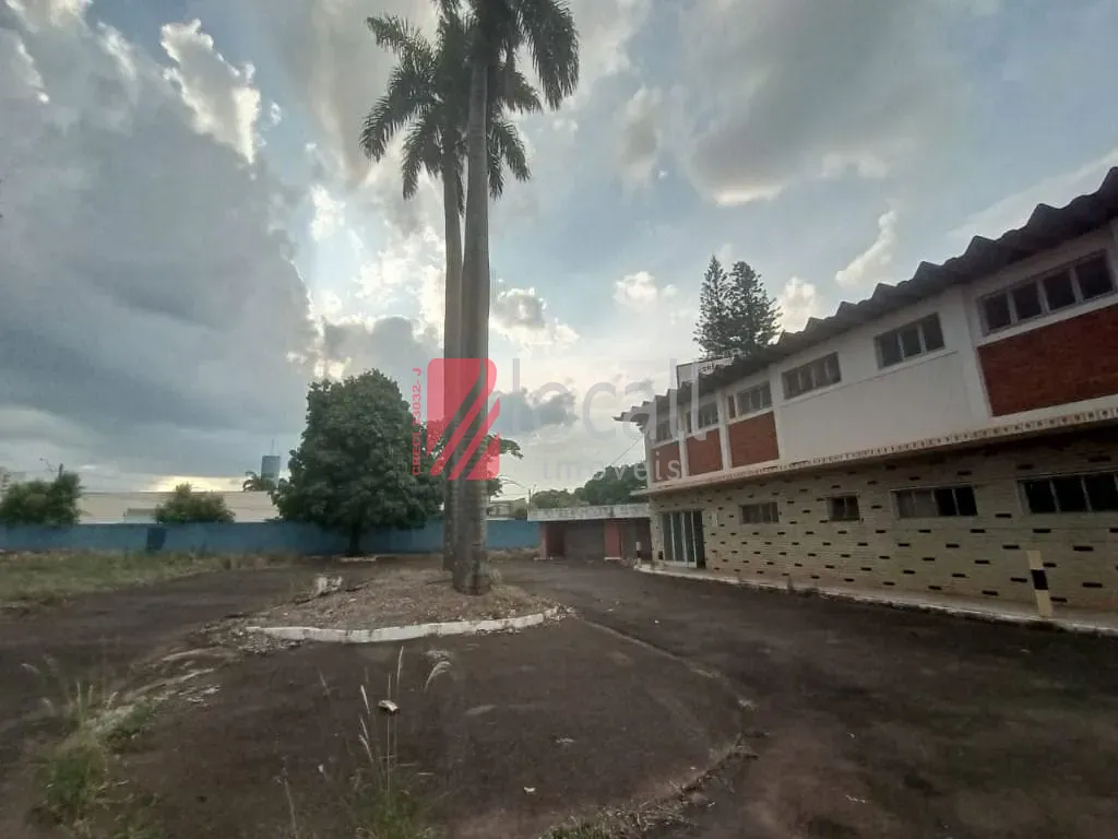 Galpão / Depósito / Armazém  à venda e aluguel, 3000m² — foto 11 de 42
