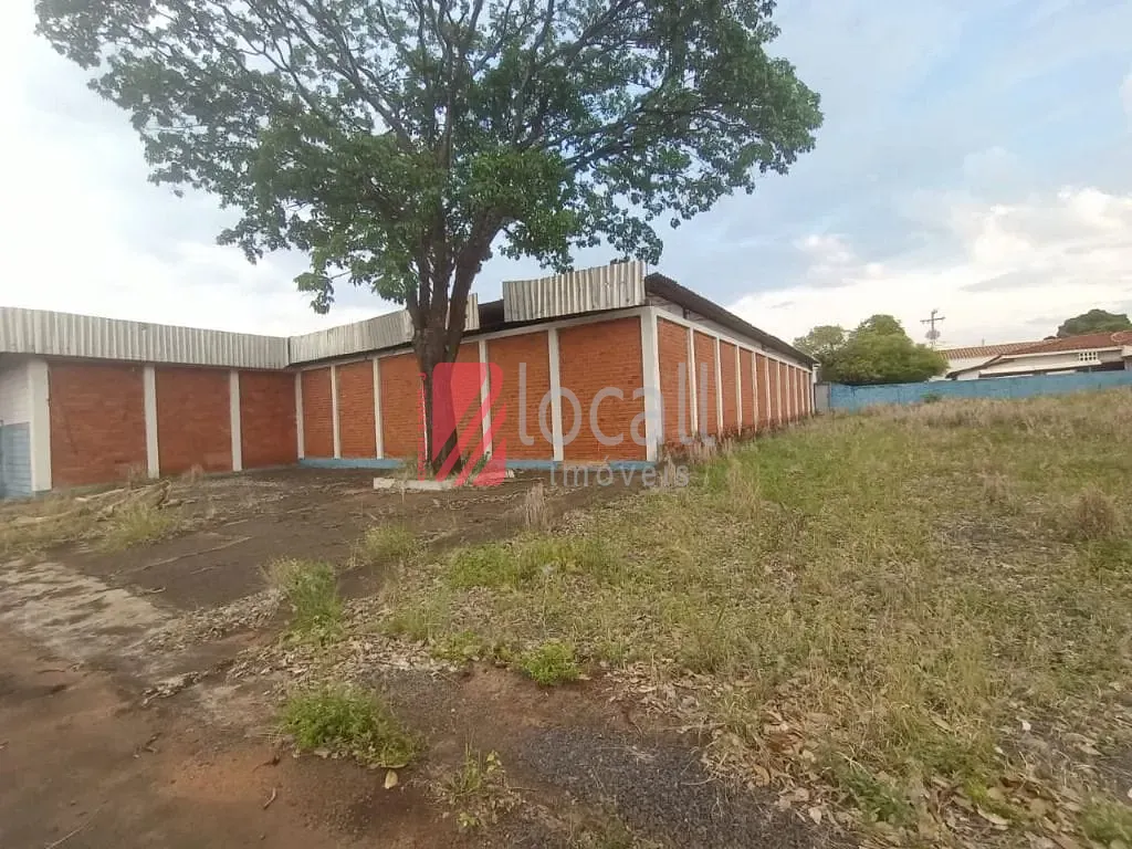 Galpão / Depósito / Armazém  à venda e aluguel, 3000m² — foto 8 de 42