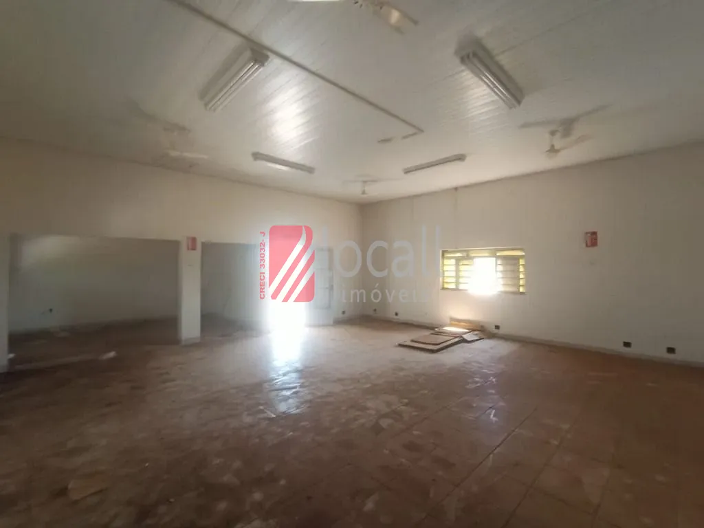 Galpão / Depósito / Armazém  à venda e aluguel, 3000m² — foto 21 de 42
