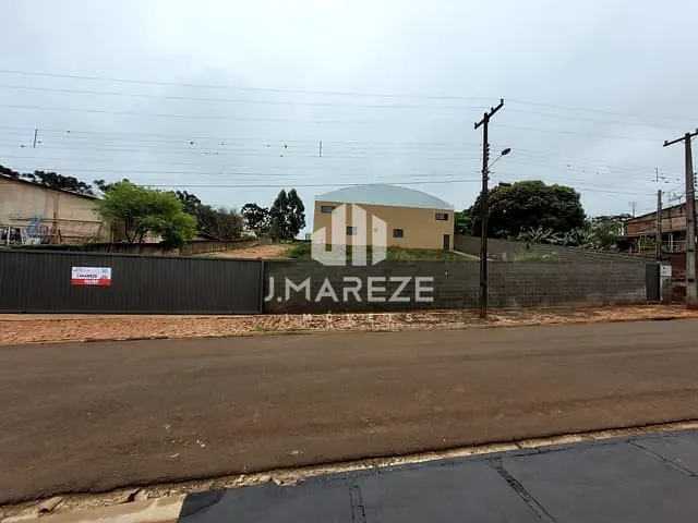 Galpão / Barracão com 3601m², para alugar, no bairro Parque Industrial Zona Norte em Apucarana