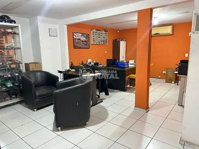 Galpão / Barracão com 900m², para alugar, no bairro Nova em Londrina