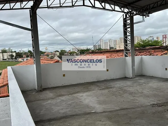 Galpão / Barracão com 250m², à venda, no bairro Jardim Satélite em São José dos Campos