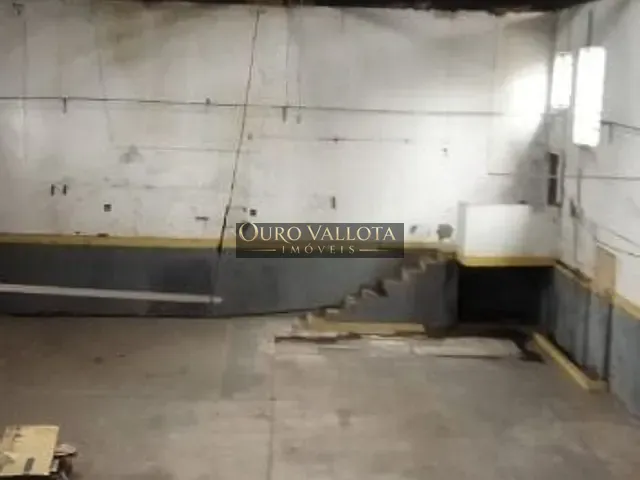 Galpão / Barracão com 350m², para alugar, no bairro Vila Ema em São Paulo