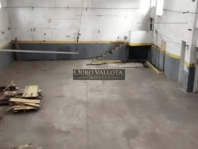 Galpão / Barracão com 350m², para alugar, no bairro Vila Ema em São Paulo