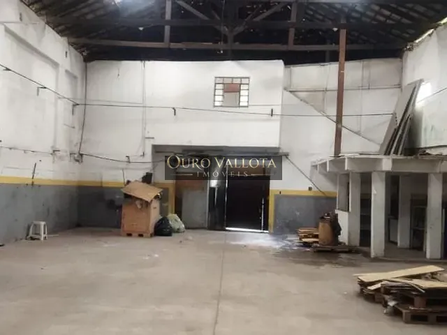 Galpão / Barracão com 350m², para alugar, no bairro Vila Ema em São Paulo