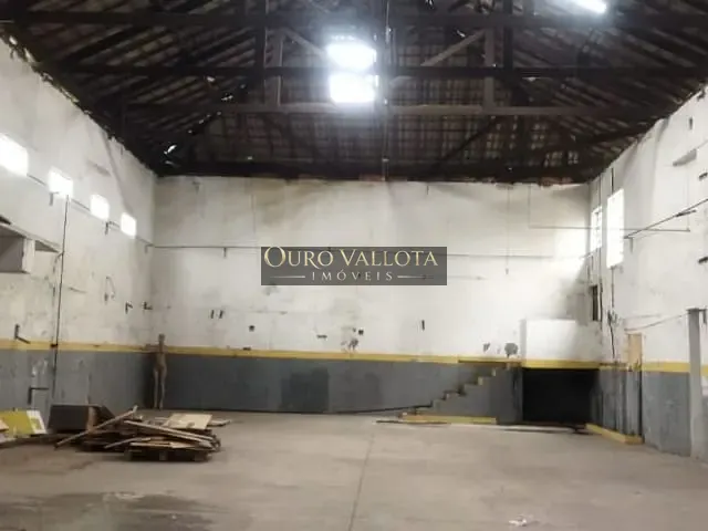 Galpão / Barracão com 350m², para alugar, no bairro Vila Ema em São Paulo