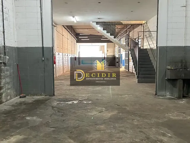 Galpão / Barracão para alugar, no bairro Jardim Independência em São Paulo