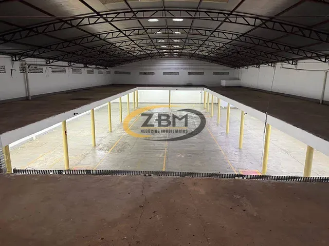 Galpão / Barracão para alugar, no bairro Parque Comercial Quati em Londrina
