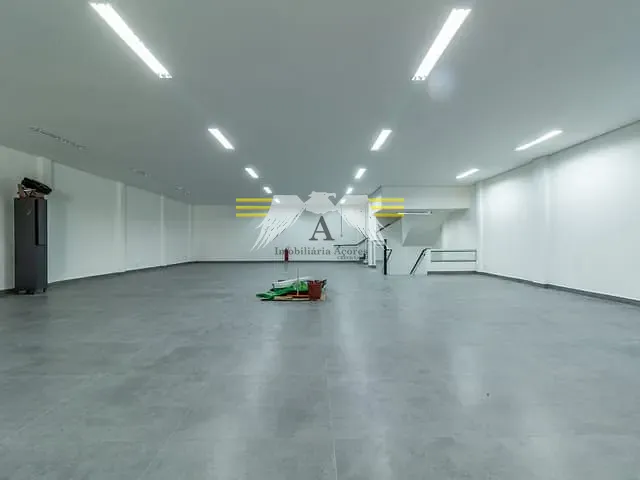 Galpão / Barracão à venda ou para alugar, no bairro Tatuapé em São Paulo