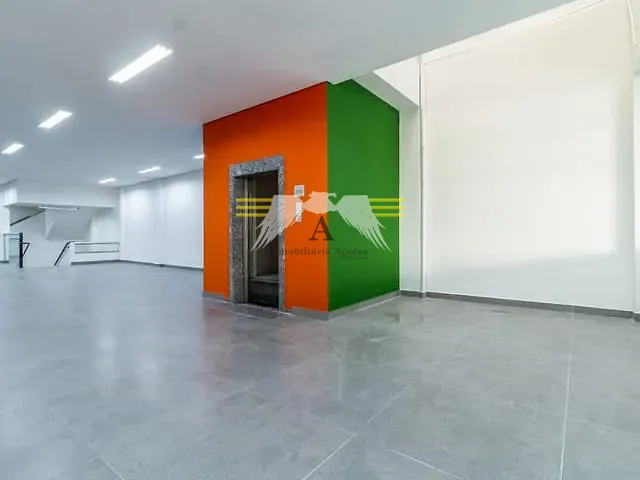 Galpão / Barracão à venda ou para alugar, no bairro Tatuapé em São Paulo