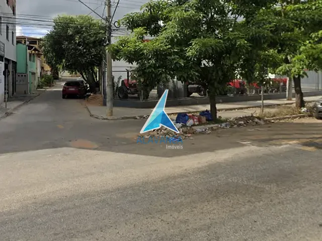 Galpão / Barracão com 1700m², para alugar, no bairro Vila Rica em Governador Valadares