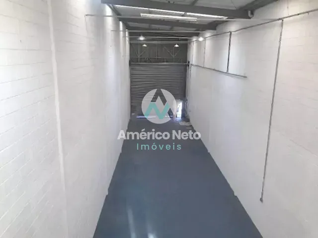 Galpão / Barracão com 300m², para alugar, no bairro Ipiranga em São Paulo