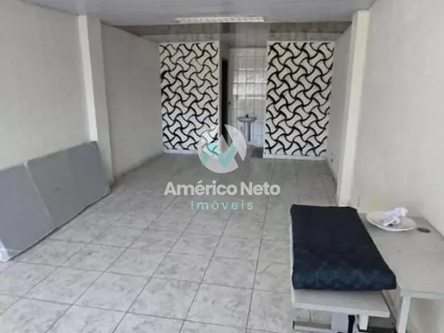 Galpão / Barracão com 300m², para alugar, no bairro Ipiranga em São Paulo