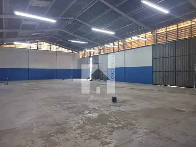 Galpão / Barracão com 900m², para alugar, no bairro Santa Júlia em Itupeva