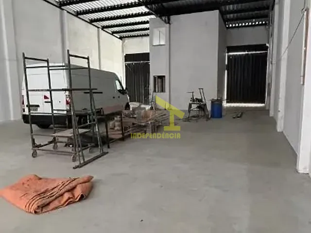 Galpão / Barracão com 560m², à venda, no bairro Bairro da Ponte em Itatiba