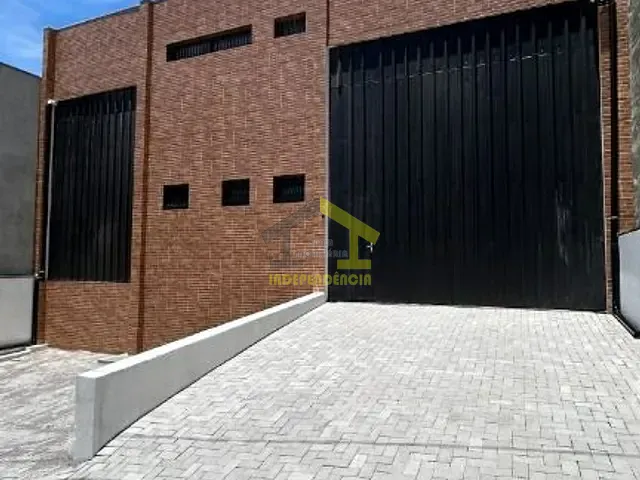 Galpão / Barracão com 560m², à venda, no bairro Bairro da Ponte em Itatiba