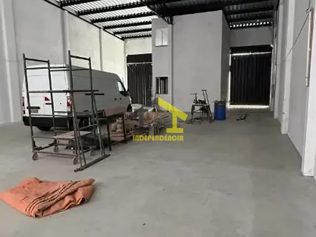 Galpão / Barracão com 560m², à venda, no bairro Bairro da Ponte em Itatiba