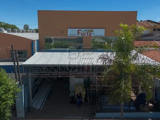 Galpão / Barracão com 372m², à venda, no bairro Parque Residencial Joaquim Toledo Piza em Londrina