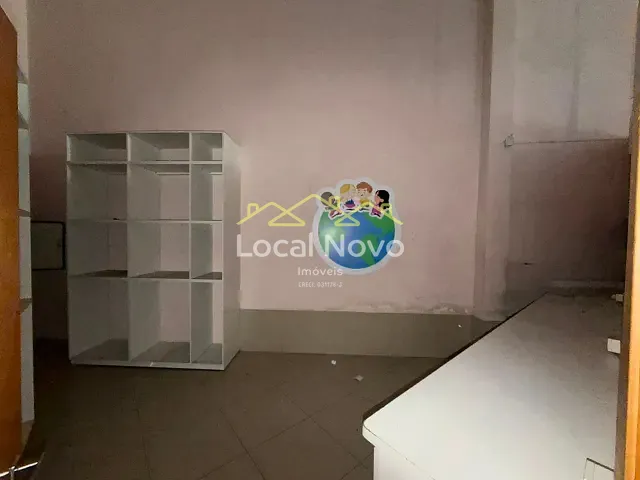 Galpão / Barracão com 400m², para alugar, no bairro Centro em Guarulhos