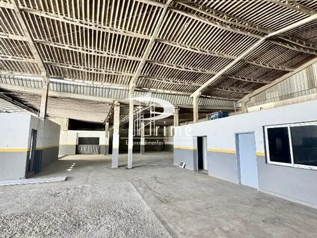 Galpão / Barracão com 600m², para alugar, no bairro Piratininga em Niterói