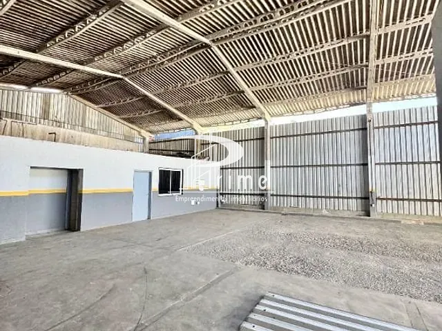 Galpão / Barracão com 600m², para alugar, no bairro Piratininga em Niterói
