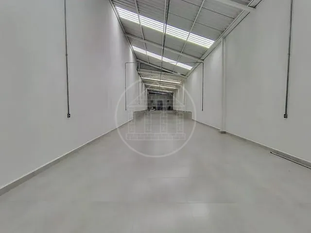 Galpão / Barracão com 300m², para alugar, no bairro Santo Amaro em São Paulo
