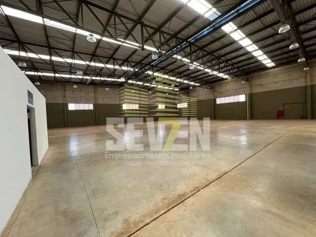 Galpão / Barracão com 3688m², à venda, no bairro Vila Aviação B em Bauru