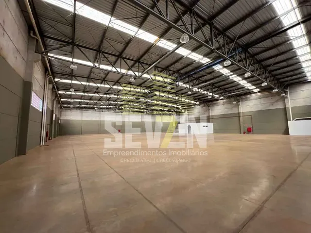 Galpão / Barracão com 3688m², à venda, no bairro Vila Aviação B em Bauru