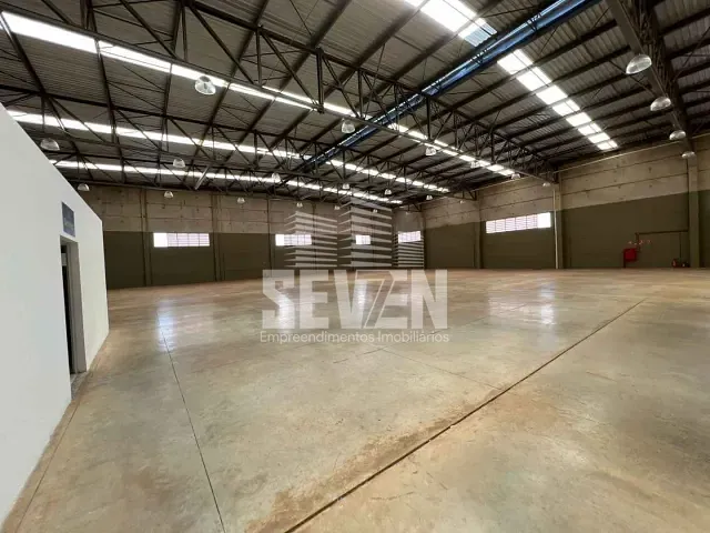 Galpão / Barracão com 3688m², à venda, no bairro Vila Aviação B em Bauru