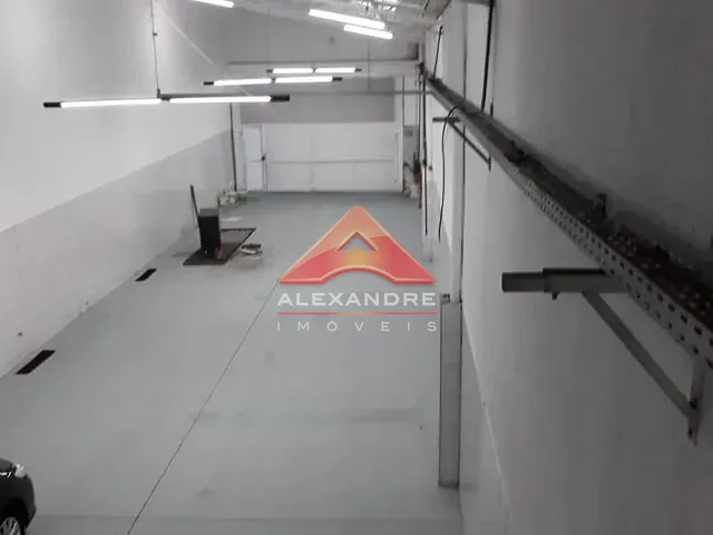 Galpão / Barracão com 300m², à venda, no bairro Jardim San Marino em São José dos Campos