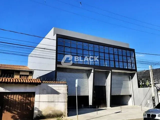 Galpão / Barracão com 445m², para alugar, no bairro Jardim Simus em Sorocaba
