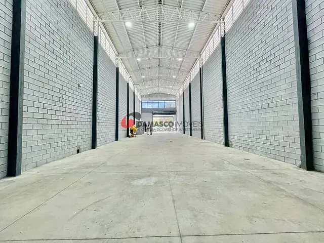 Galpão / Barracão com 500m², à venda, no bairro Campestre em Santo André
