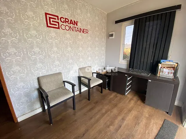 Galpão / Barracão com 360m², para alugar, no bairro Boa Vista em Ponta Grossa
