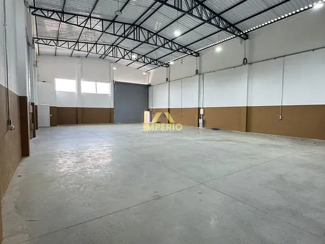 Galpão / Barracão com 600m², para alugar, no bairro Jardim Nair Maria em Salto