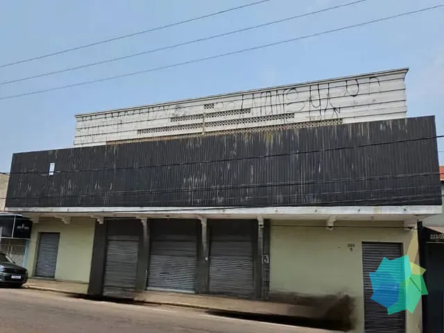 Galpão / Barracão com 784m², à venda ou para alugar, no bairro Centro em Salto