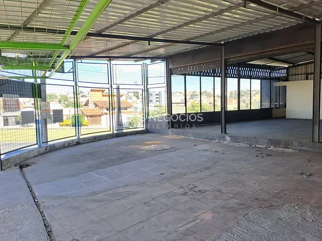 Galpão / Barracão com 360m², à venda, no bairro Jardim Vera Cruz em Sorocaba