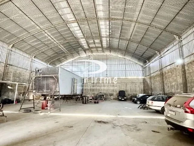 Galpão / Barracão com 720m², à venda, no bairro Inoã em Maricá