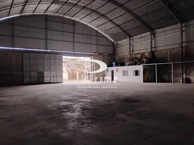 Galpão / Barracão com 720m², à venda, no bairro Inoã em Maricá
