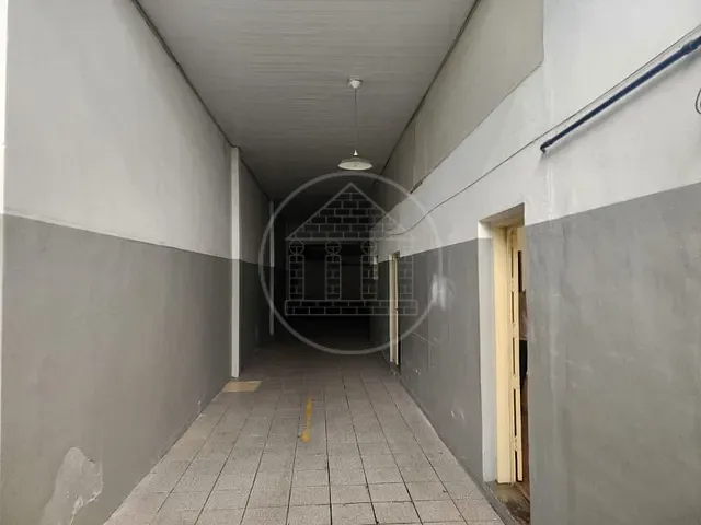 Galpão / Barracão com 799m², para alugar, no bairro Chácara Santo Antônio em São Paulo