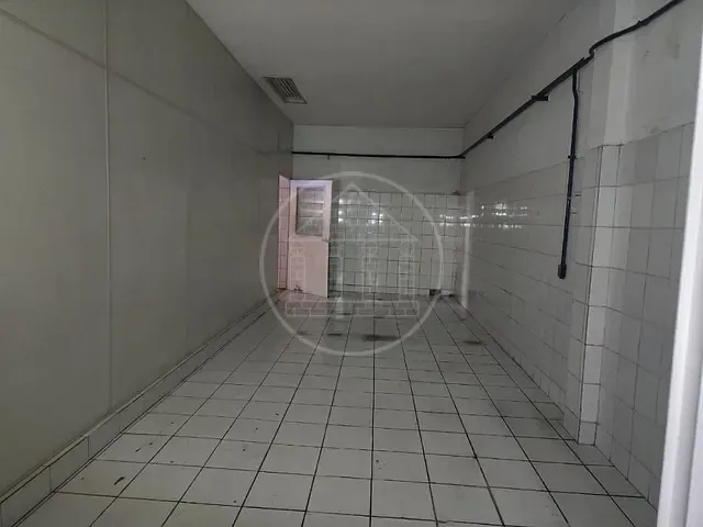 Galpão / Barracão com 799m², para alugar, no bairro Chácara Santo Antônio em São Paulo